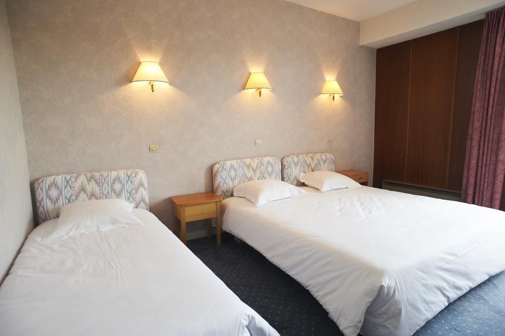 Les Ondines Hotell Les Hauts-d'Anjou Rom bilde