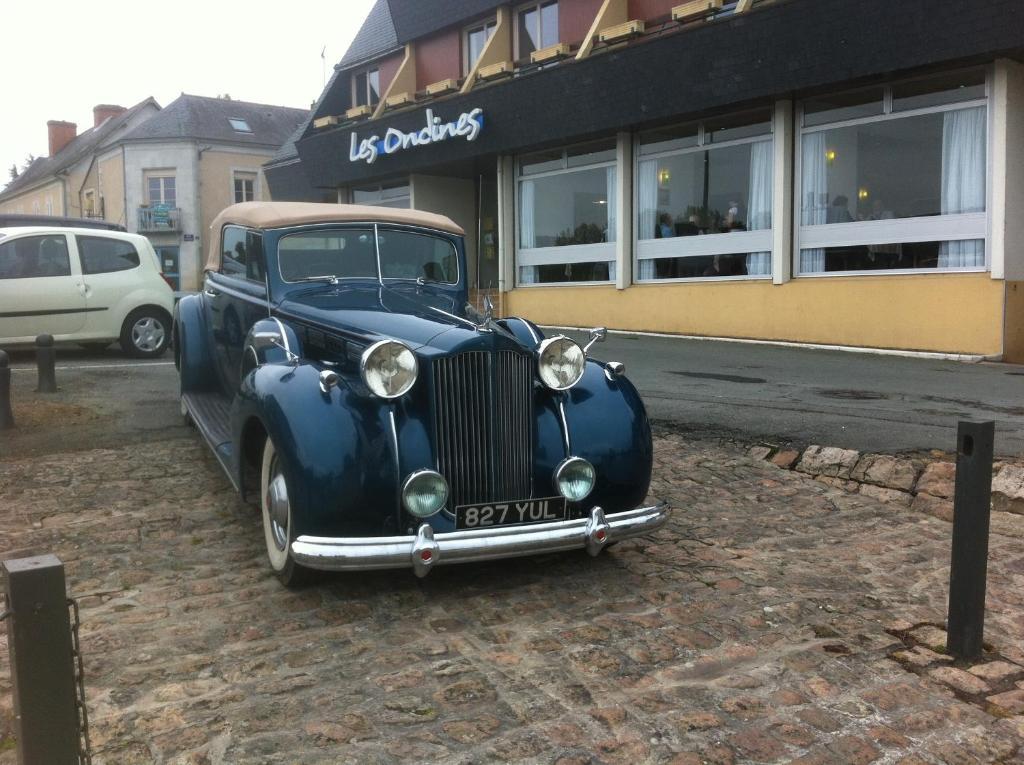 Les Ondines Hotell Les Hauts-d'Anjou Eksteriør bilde